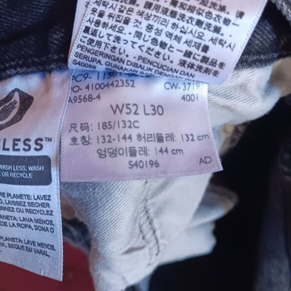 Men's 52x30 Levis 501 Jeans Black Denim Buttonfly - Picture 6 of 6